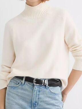 LOFT Mock Neck Sweater Modern Fit Classic Style